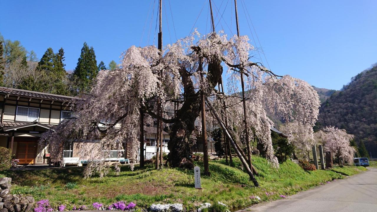むかしの暮らし体験 1日二組 古民家の宿 みのり家 Takayama  Eksteriør bilde